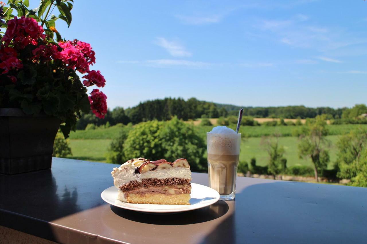 Landgasthof - Cafe Anni Birgland Exterior photo