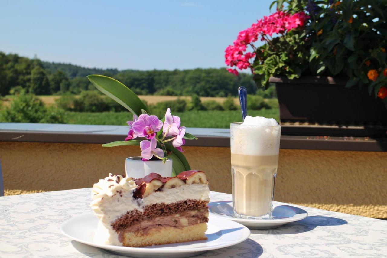 Landgasthof - Cafe Anni Birgland Exterior photo